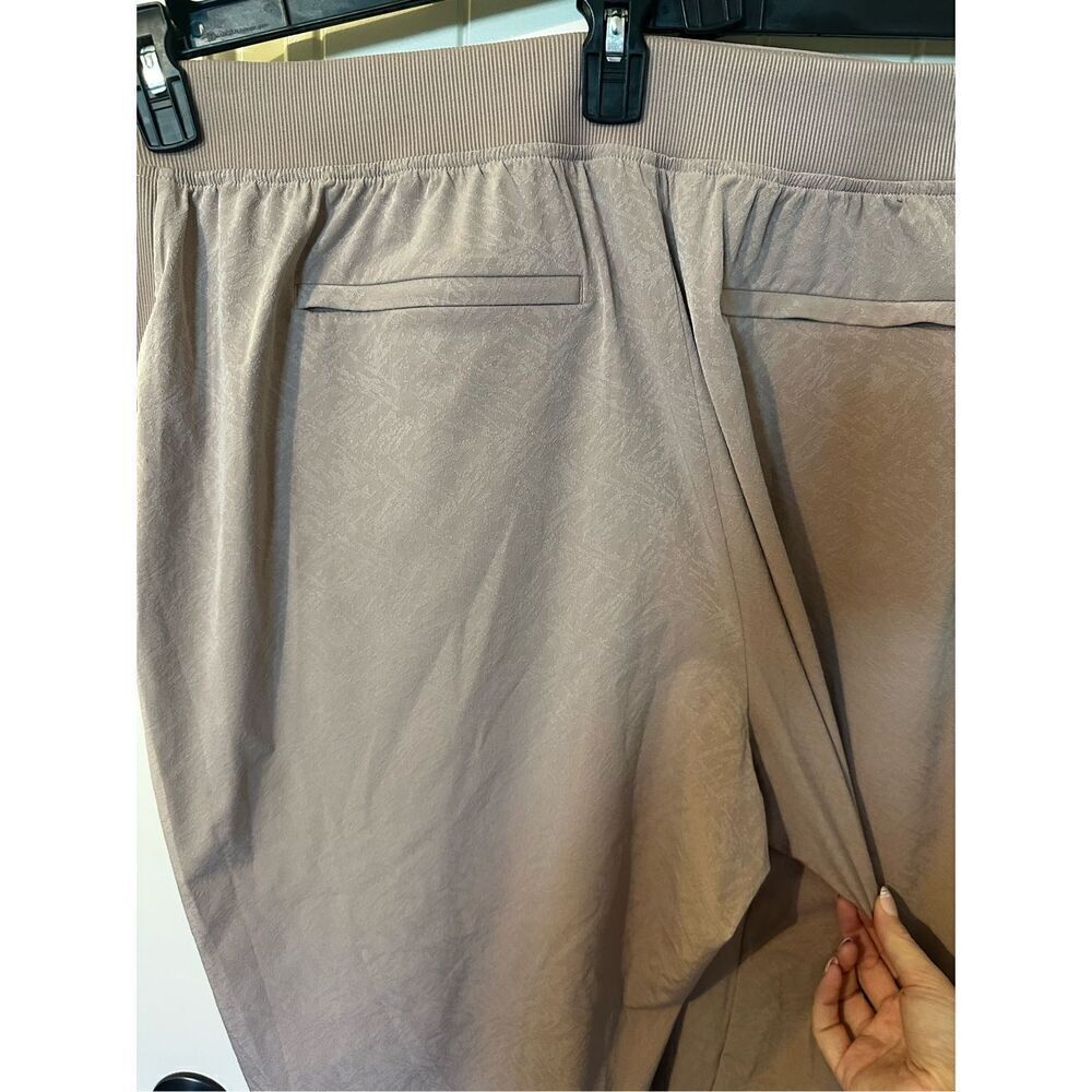 Athleta Brooklyn Mid Rise Textured Ankle Pants Women Size 24 Pink 982287 - Picture 8 of 15